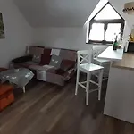 Domcek Apartamento *